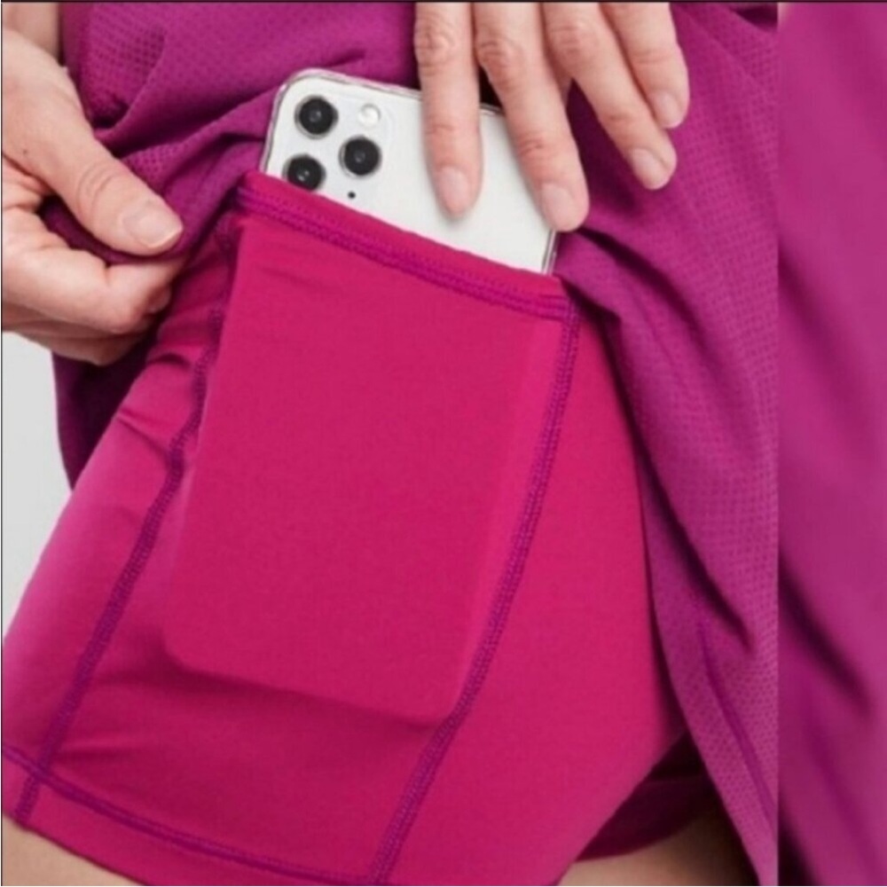 Athleta Action Skort in Dobby 14.5” Fuschia size Medium - Picture 2 of 12